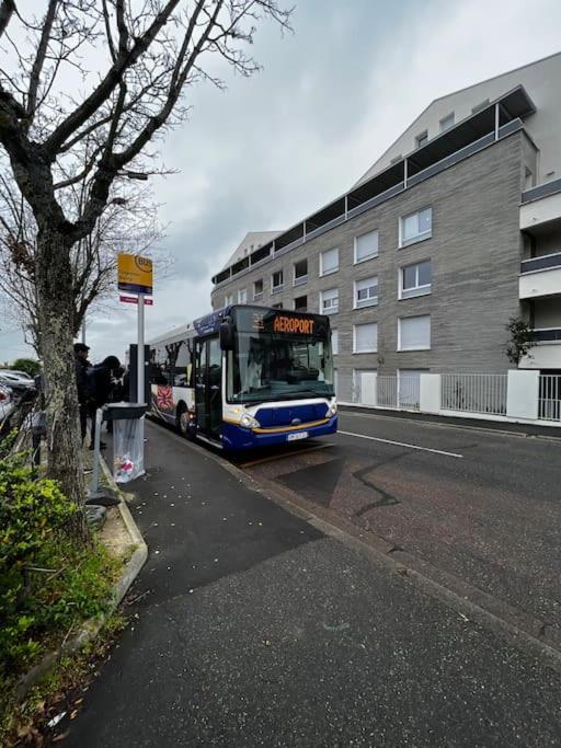 Apparemment Blagnac Proche Tram Lägenhet Exteriör bild