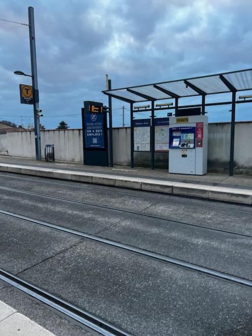 Apparemment Blagnac Proche Tram Lägenhet Exteriör bild